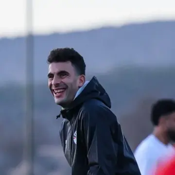 تطورات أزمة زيزو والزمالك.. هل ينال اللاعب مستحقاته من «الأبيض»؟